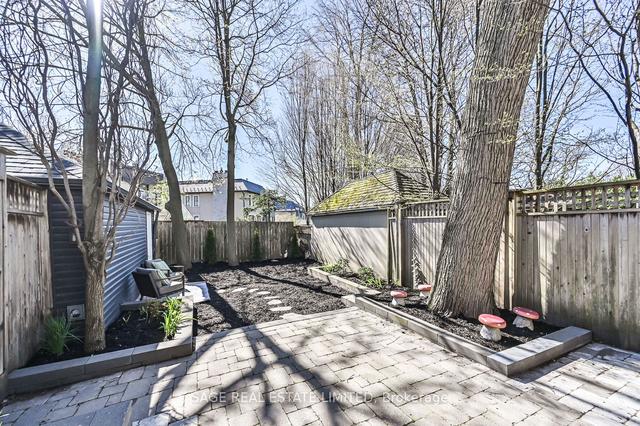 25 Governors Rd, House detached with 3 bedrooms, 4 bathrooms and 2 parking in Toronto ON | Image 30