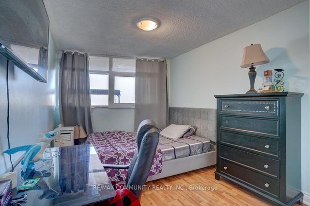 1905 - 100 Echo Point, Condo with 3 bedrooms, 2 bathrooms and 1 parking in Toronto ON | Image 7