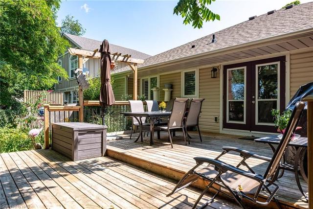 72 Hillcrest Ave, House detached with 4 bedrooms, 2 bathrooms and 4 parking in St. Catharines ON | Image 28