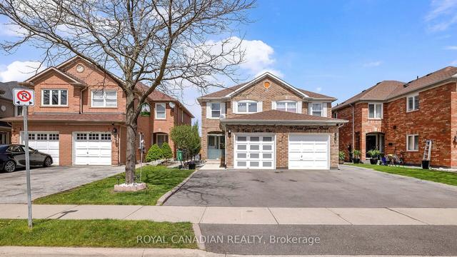 9 Field Sparrow Rd, House semidetached with 3 bedrooms, 3 bathrooms and 5 parking in Brampton ON | Image 1