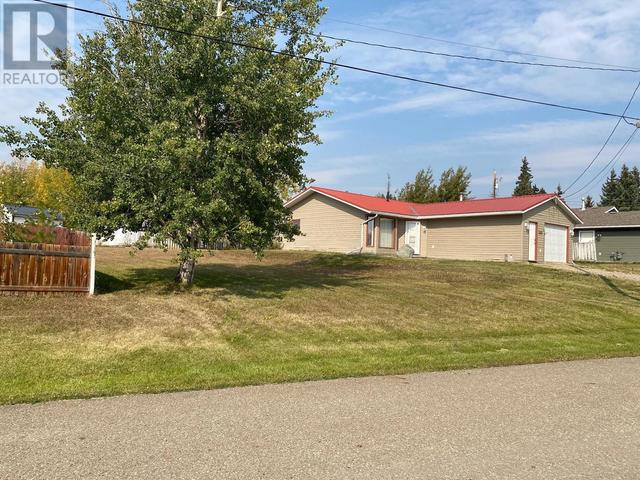 5422 49 Street, House detached with 2 bedrooms, 1 bathrooms and 1 parking in Pouce Coupe BC | Image 17
