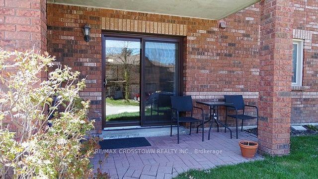 108 - 1 Quail Cres, Condo with 2 bedrooms, 1 bathrooms and 1 parking in Barrie ON | Image 6