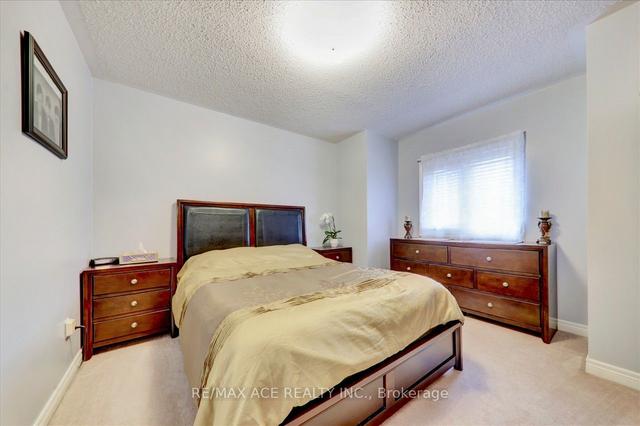 79 Bach Ave, House attached with 3 bedrooms, 4 bathrooms and 2 parking in Whitby ON | Image 11