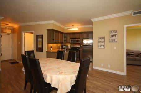 208 - 9225 Jane St, Condo with 2 bedrooms, 2 bathrooms and 2 parking in Vaughan ON | Image 2