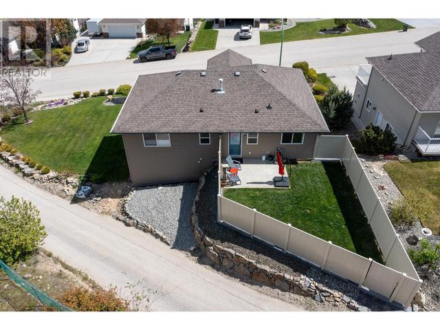3620 Bellcourt Rd, House detached with 3 bedrooms, 3 bathrooms and 2 parking in West Kelowna BC | Image 3