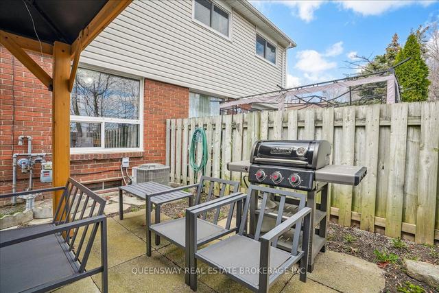10 - 286 Cushman Rd, Townhouse with 3 bedrooms, 1 bathrooms and 2 parking in St. Catharines ON | Image 19