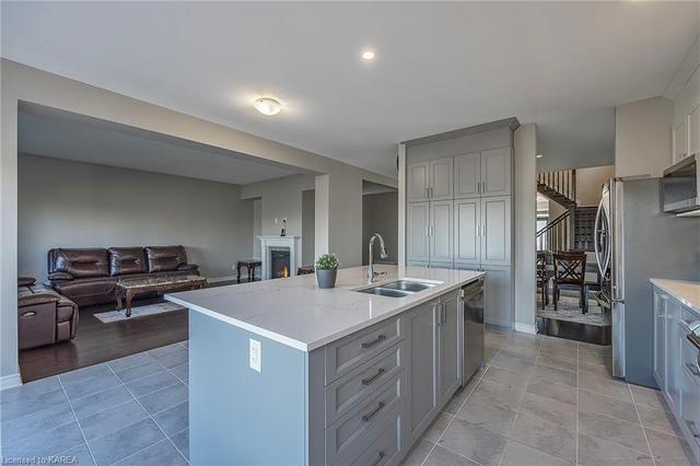 1382 Monarch Drive, House detached with 4 bedrooms, 2 bathrooms and 4 parking in Kingston ON | Image 13