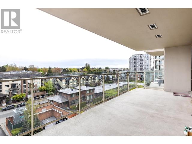 910 - 6888 Cooney Rd, Condo with 1 bedrooms, 1 bathrooms and 1 parking in Richmond BC | Image 9