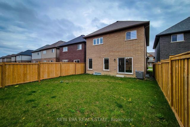 96 Bethune Ave, House detached with 4 bedrooms, 4 bathrooms and 4 parking in Hamilton ON | Image 34