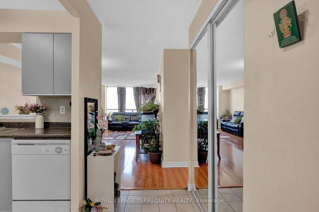 1906 - 400 Mclevin Ave, Condo with 2 bedrooms, 2 bathrooms and 1 parking in Toronto ON | Image 29