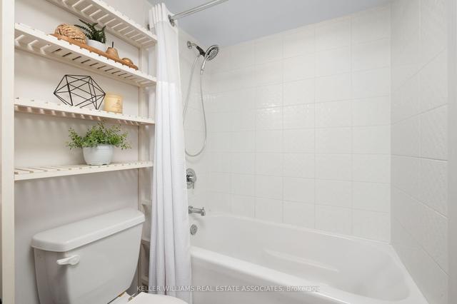 PH11E - 36 Lisgar St, Condo with 2 bedrooms, 2 bathrooms and 1 parking in Toronto ON | Image 17