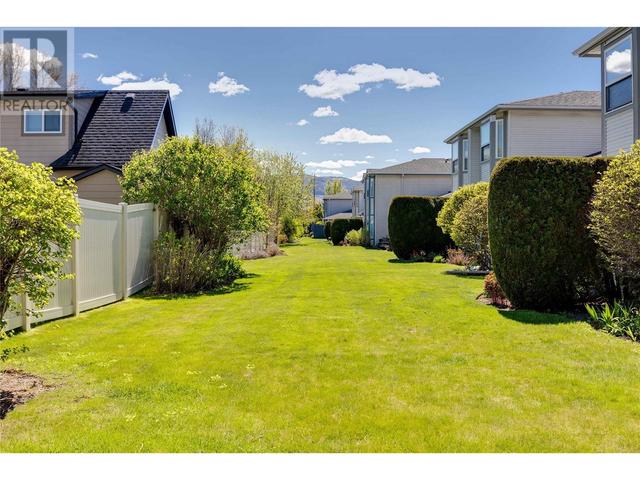 33 - 1120 Guisachan Road, House attached with 3 bedrooms, 2 bathrooms and 2 parking in Kelowna BC | Image 37