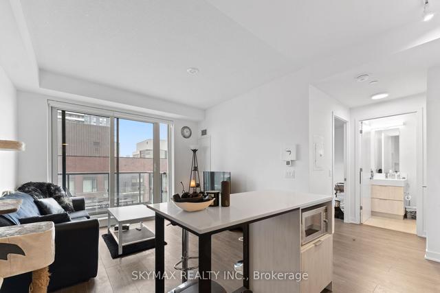 1207 - 130 River St, Condo with 1 bedrooms, 1 bathrooms and 0 parking in Toronto ON | Image 3
