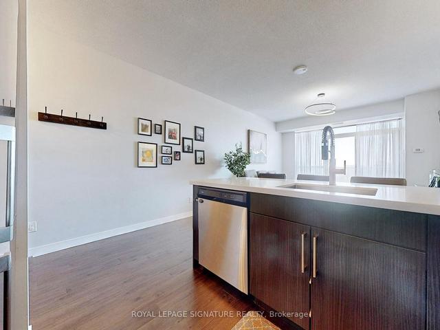503 - 2081 Fairview St, Condo with 2 bedrooms, 2 bathrooms and 1 parking in Burlington ON | Image 3