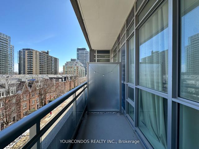 420 - 98 Lillian St, Condo with 2 bedrooms, 2 bathrooms and 1 parking in Toronto ON | Image 11