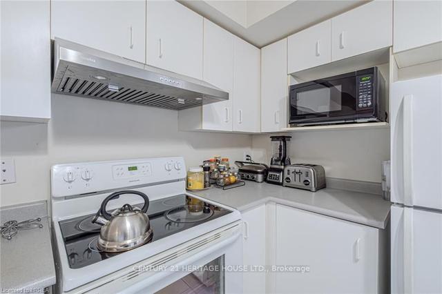 124 - 2010 Cleaver Ave, Condo with 2 bedrooms, 2 bathrooms and 2 parking in Burlington ON | Image 7