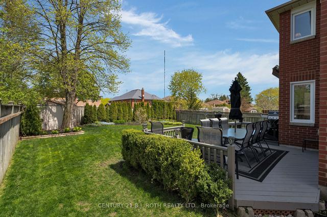 88 Cityview Cir, House detached with 4 bedrooms, 4 bathrooms and 6 parking in Barrie ON | Image 4