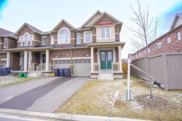 25 Dale Meadows Rd, House attached with 4 bedrooms, 3 bathrooms and 3 parking in Brampton ON | Image 35