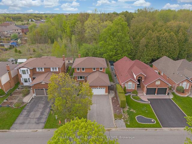 145 Centerfield Dr, House detached with 3 bedrooms, 3 bathrooms and 5 parking in Clarington ON | Image 23