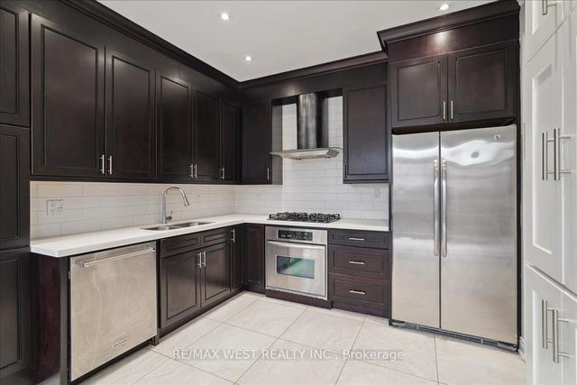 60 Rota Cres, House detached with 4 bedrooms, 4 bathrooms and 4 parking in Vaughan ON | Image 23
