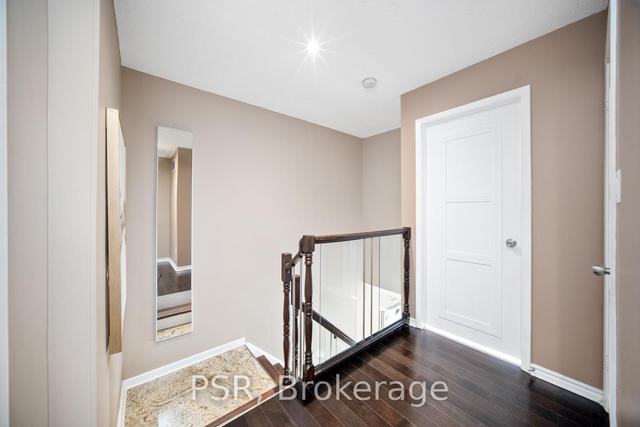4 Summertime Ct, House detached with 3 bedrooms, 3 bathrooms and 3 parking in Brampton ON | Image 8
