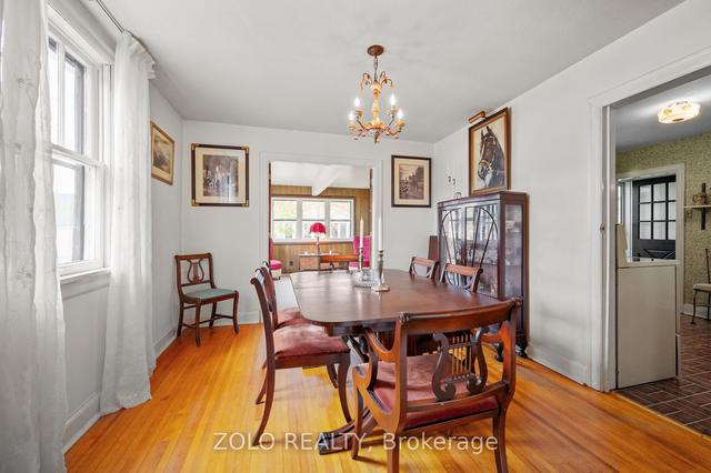 427 Trafalgar Rd, House detached with 2 bedrooms, 2 bathrooms and 5 parking in Oakville ON | Image 3