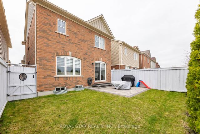 55 Robert Parkinson Dr, House detached with 4 bedrooms, 4 bathrooms and 3 parking in Brampton ON | Image 32