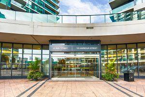 1410 - 33 Bay St, Condo with 1 bedrooms, 1 bathrooms and 1 parking in Toronto ON | Image 3