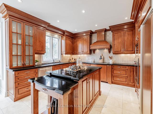 73 Pondview Rd, House detached with 4 bedrooms, 5 bathrooms and 7 parking in Vaughan ON | Image 14