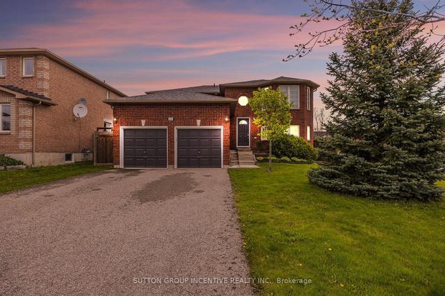 23 Shalom Way, House detached with 3 bedrooms, 2 bathrooms and 6 parking in Barrie ON | Image 12