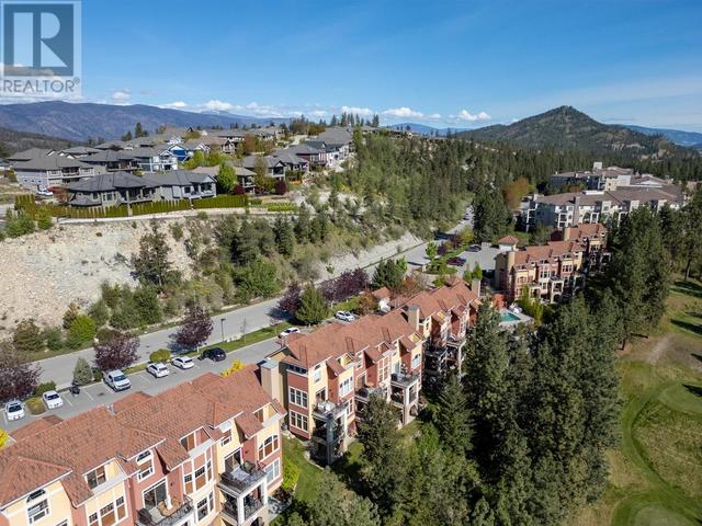 211 - 1795 Country Club Dr, House attached with 2 bedrooms, 2 bathrooms and null parking in Kelowna BC | Image 42