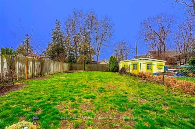 163 Florence St, House detached with 3 bedrooms, 1 bathrooms and 3 parking in Hamilton ON | Image 27