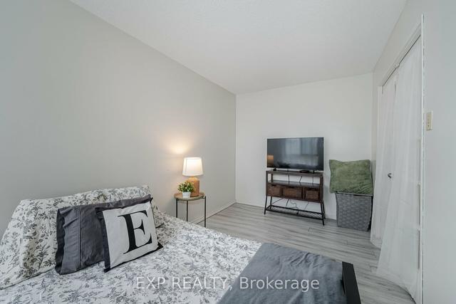112 - 61 Markbrook Ln, Condo with 1 bedrooms, 2 bathrooms and 1 parking in Toronto ON | Image 11