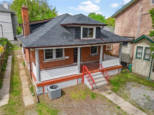 161 Lake St, House detached with 3 bedrooms, 2 bathrooms and 3 parking in St. Catharines ON | Image 31