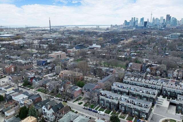 6 - 32 Curzon St, Townhouse with 1 bedrooms, 1 bathrooms and 1 parking in Toronto ON | Image 18