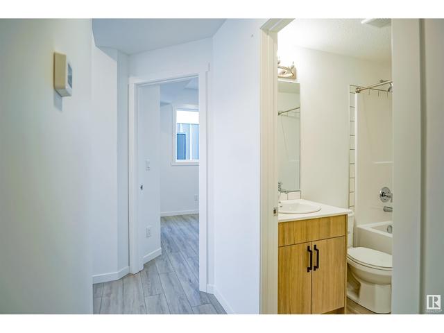 105 - 9228 228 St Nw, Condo with 1 bedrooms, 1 bathrooms and null parking in Edmonton AB | Image 4