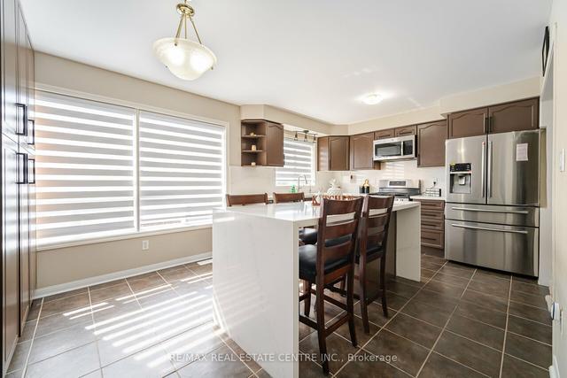 101 Decker Hollow Cir, House attached with 3 bedrooms, 3 bathrooms and 3 parking in Brampton ON | Image 39