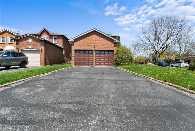 2 Old Colony Dr, House detached with 4 bedrooms, 3 bathrooms and 4 parking in Whitby ON | Image 23