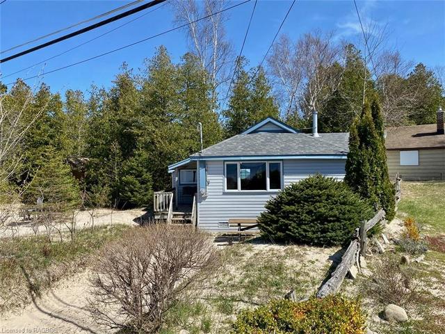16 Shore Road, House detached with 3 bedrooms, 1 bathrooms and 2 parking in Saugeen 29 ON | Image 36