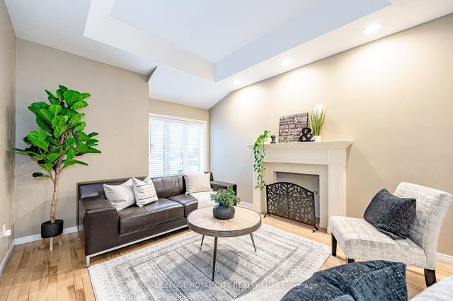 42 Peartree Cres, House detached with 3 bedrooms, 4 bathrooms and 6 parking in Guelph ON | Image 37