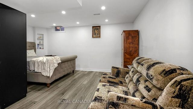 9 Field Sparrow Rd, House semidetached with 3 bedrooms, 3 bathrooms and 5 parking in Brampton ON | Image 19