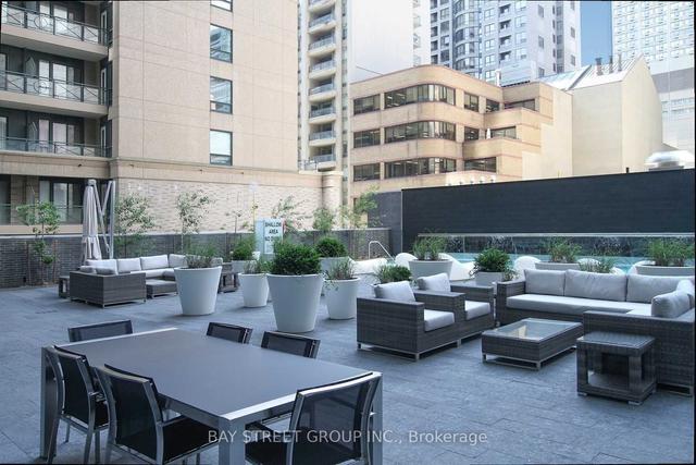 2908 - 42 Charles St E, Condo with 2 bedrooms, 1 bathrooms and 1 parking in Toronto ON | Image 22
