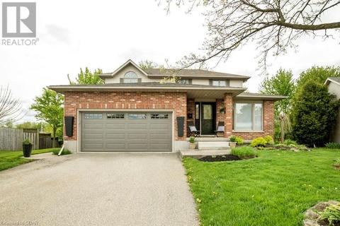 18 Mclachlan Place, Guelph, ON, N1H8K3 | Card Image