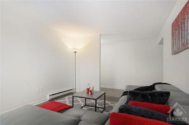 1 - 142 Bayview Station Road, Condo with 2 bedrooms, 2 bathrooms and 1 parking in Ottawa ON | Image 6