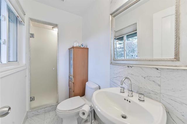 4 Lilac Ave, House semidetached with 2 bedrooms, 2 bathrooms and 2 parking in Toronto ON | Image 13