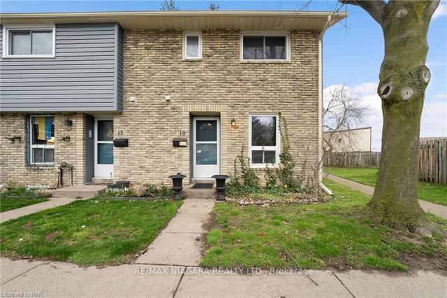 18 - 75 Ventura Dr, Townhouse with 3 bedrooms, 2 bathrooms and 1 parking in St. Catharines ON | Image 1