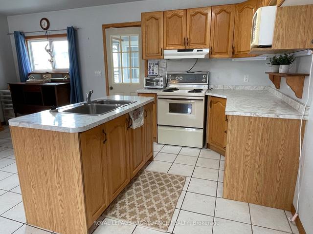 117 Orchard Dr, House detached with 2 bedrooms, 1 bathrooms and 2 parking in Belleville ON | Image 28