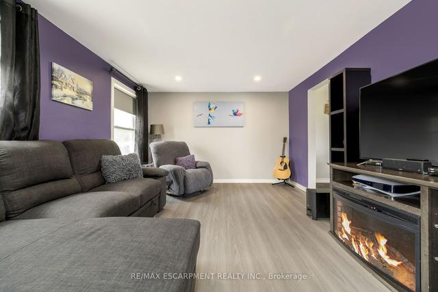 332 Imperial Rd S, House detached with 4 bedrooms, 3 bathrooms and 3 parking in Guelph ON | Image 27