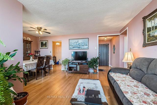 803 - 2542 Argyle Rd, Condo with 2 bedrooms, 2 bathrooms and 1 parking in Mississauga ON | Image 4