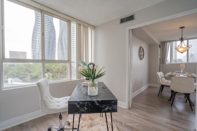 508 - 3700 Kaneff Cres, Condo with 2 bedrooms, 2 bathrooms and 1 parking in Mississauga ON | Image 8